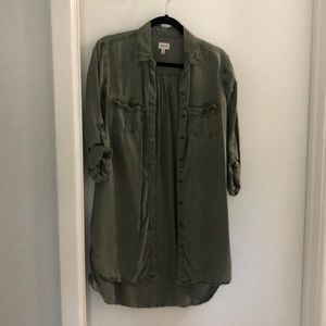 Green duster/over shirt/ dress medium button down